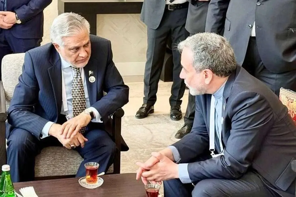 عراقچی در گفتگو با همتای پاکستانی خود: هرگونه نقض تعهدات مندرج در یادداشت تفاهم متوجه آمریکا خواهد بود؛ نسبت به پیامدها و تبعات چنین اقدامی هشدار می دهیم