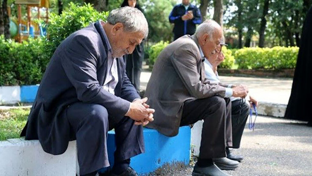 خبر بد درباره حقوق بازنشستگان و مستمریبگیران؛ هنوز چشم به راه خبر بد درباره حقوق بازنشستگان و مستمریبگیران؛ هنوز چشم به راه