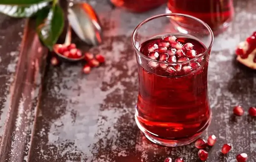 pomegranate-juice-6