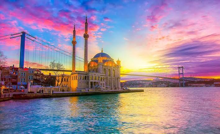 ترکیه می‌تواند جایگاه خاصی را در نقشه لجیستیکی منطقه به دست آورد؟ استانبول جایگزین دوبی خواهد شد؟
