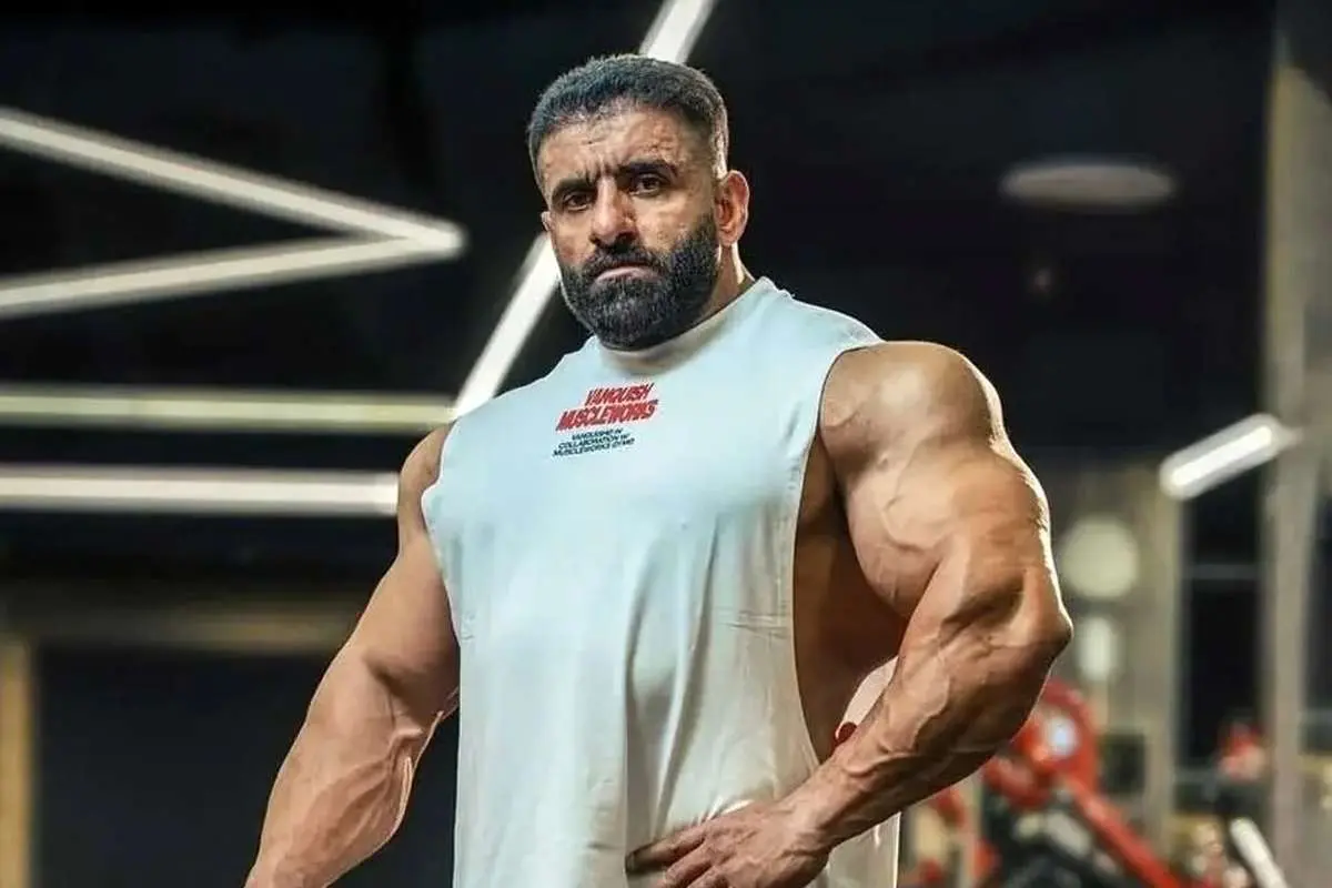 هادی چوپان از خجالت عدهای درآمد! هادی چوپان از خجالت عدهای درآمد!