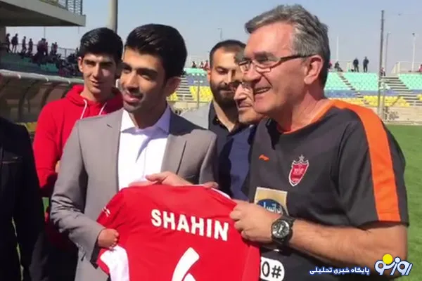 دعوت مایکل فلپس ایرانی به دیدن بازی پرسپولیس – السد