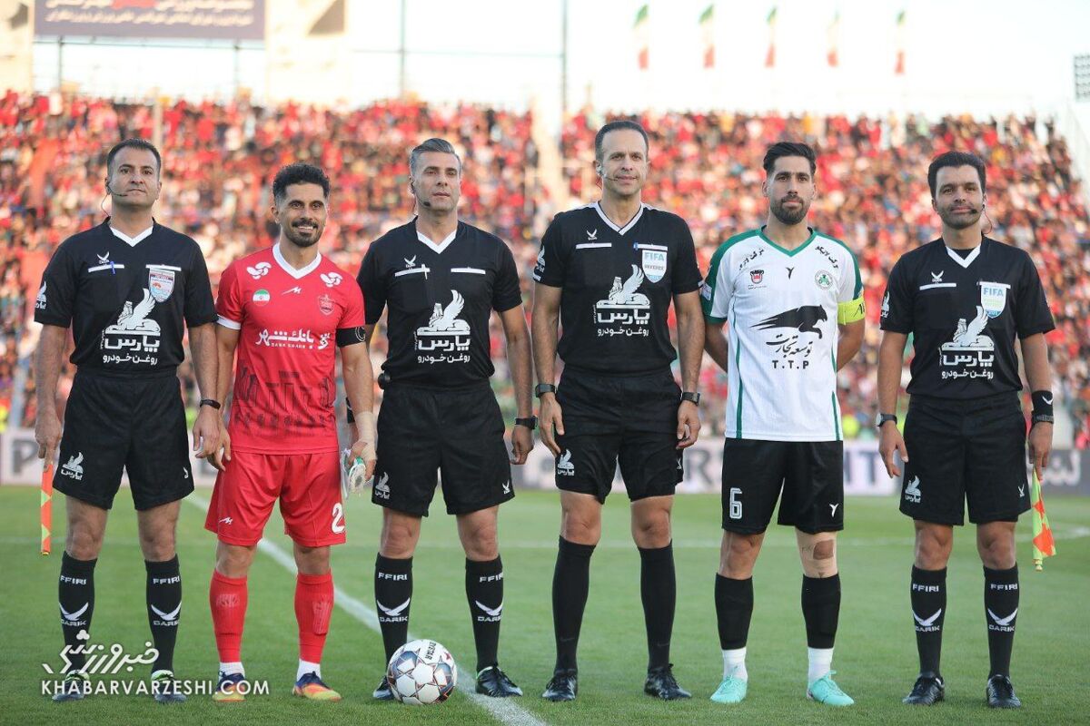 پرسپولیس با ۴ تغییر مقابل ذوب آهن به میدان میرود +عکس پرسپولیس با ۴ تغییر مقابل ذوب آهن به میدان میرود +عکس