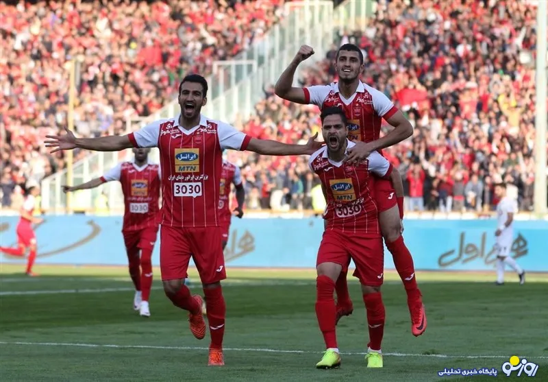 پرسپولیس با گلباران ذوب آهن قهرمان نیم فصل شد