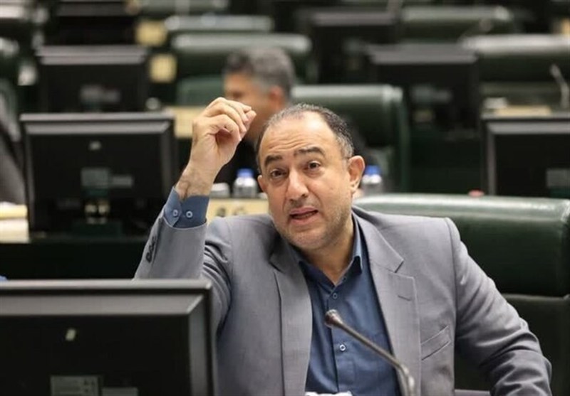 فاطمی: دولت به وعده خود درباره نیروهای شرکتی عمل کند فاطمی: دولت به وعده خود درباره نیروهای شرکتی عمل کند