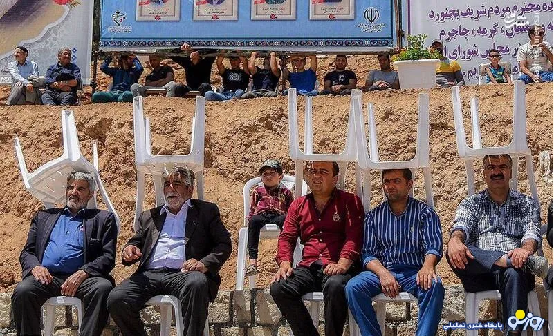 صحنه ایی عجیب از تماشاگران ورزشی در ایران +عکس