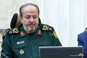 سردار ابن‌الرضا خطاب به آمریکا: با آتش‌بازی نکنید