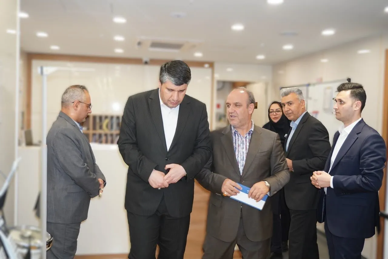قدردانی مدیرعامل بانک صادرات ایران از کادر درمان/ افشین خانی: ارائه خدمات درمانی مناسب به شهروندان، نماد تحقق رسالت اجتماعی است