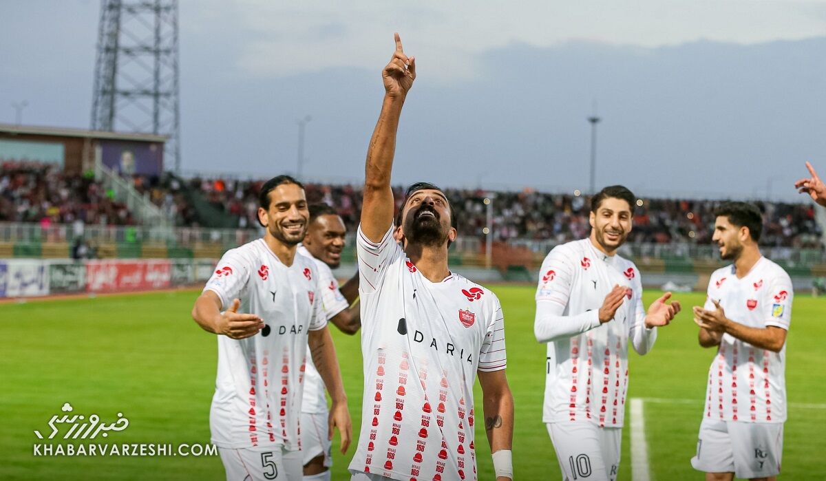 ۱۰ نفره شدن میزبان یا دخالت VAR؛ پرسپولیس چرا برد؟ ۱۰ نفره شدن میزبان یا دخالت VAR؛ پرسپولیس چرا برد؟