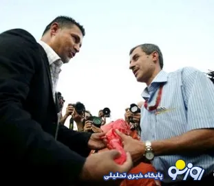 علی دایی، مایلی کهن را بخشید: راضی نیستم غصه نوه ای را ببینم که چشم انتظار پدربزرگش است